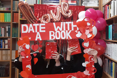 Randka w ciemno z książką